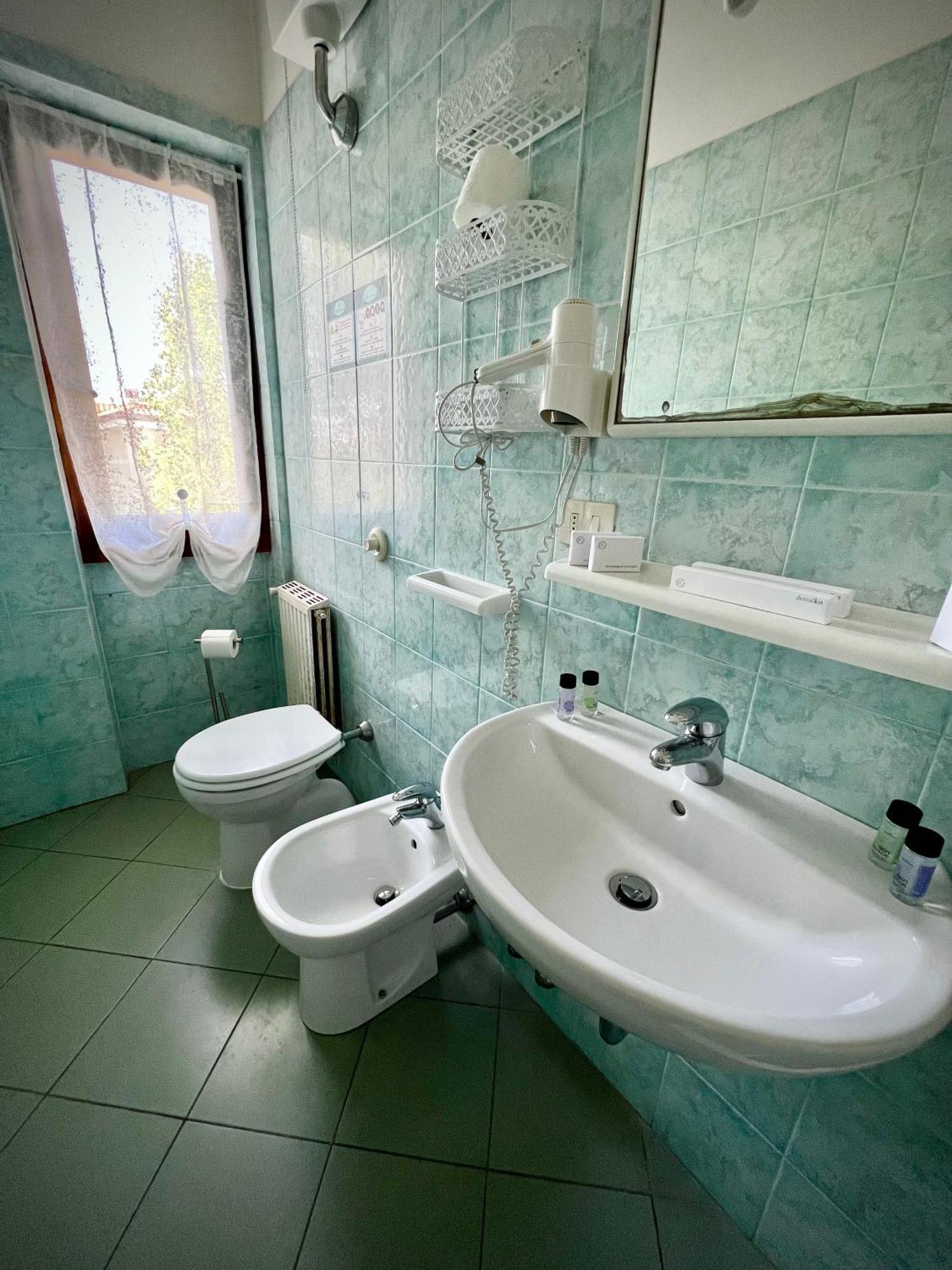 Bed&Breakfast Villa Lorena Forte dei Marmi Phòng bức ảnh